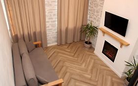 HISTORICAL OLD CITY Apartament, Старе місто , 2 спальні, балкон-тераса, 85 кв м